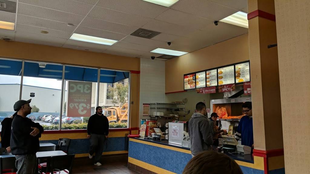 Churchs Chicken | restaurant | 16500 Sherman Way, Van Nuys, CA 91406, USA | 8189081600 OR +1 818-908-1600