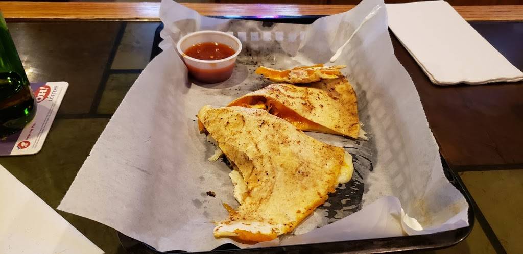 Slim & Jumbos | restaurant | 8101 Main St, Garrettsville, OH 44231, USA | 3305270999 OR +1 330-527-0999