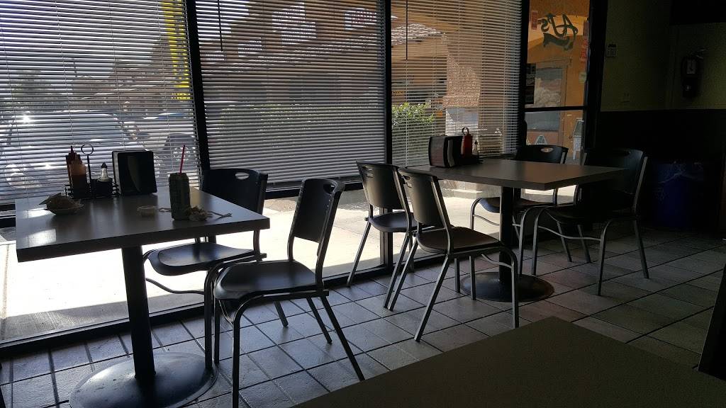 AJs Fish Market | restaurant | 16776 Lakeshore Dr, Lake Elsinore, CA 92530, USA | 9516745259 OR +1 951-674-5259