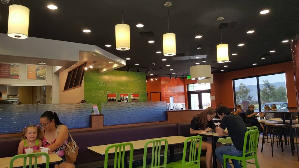 Miguels Jr. | restaurant | 30362 Haun Rd, Menifee, CA 92584, USA | 9516795299 OR +1 951-679-5299