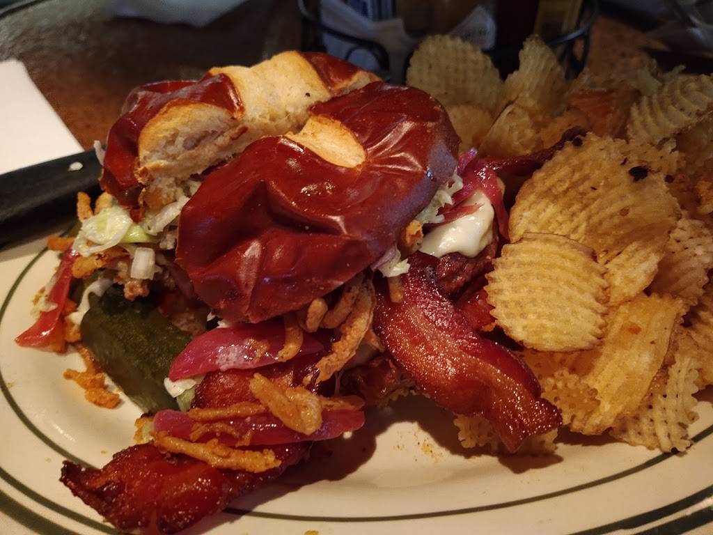 Steiners Nevada Style Pub | restaurant | 1750 N Buffalo Dr Ste 115, Las Vegas, NV 89128, USA | 7023048084 OR +1 702-304-8084