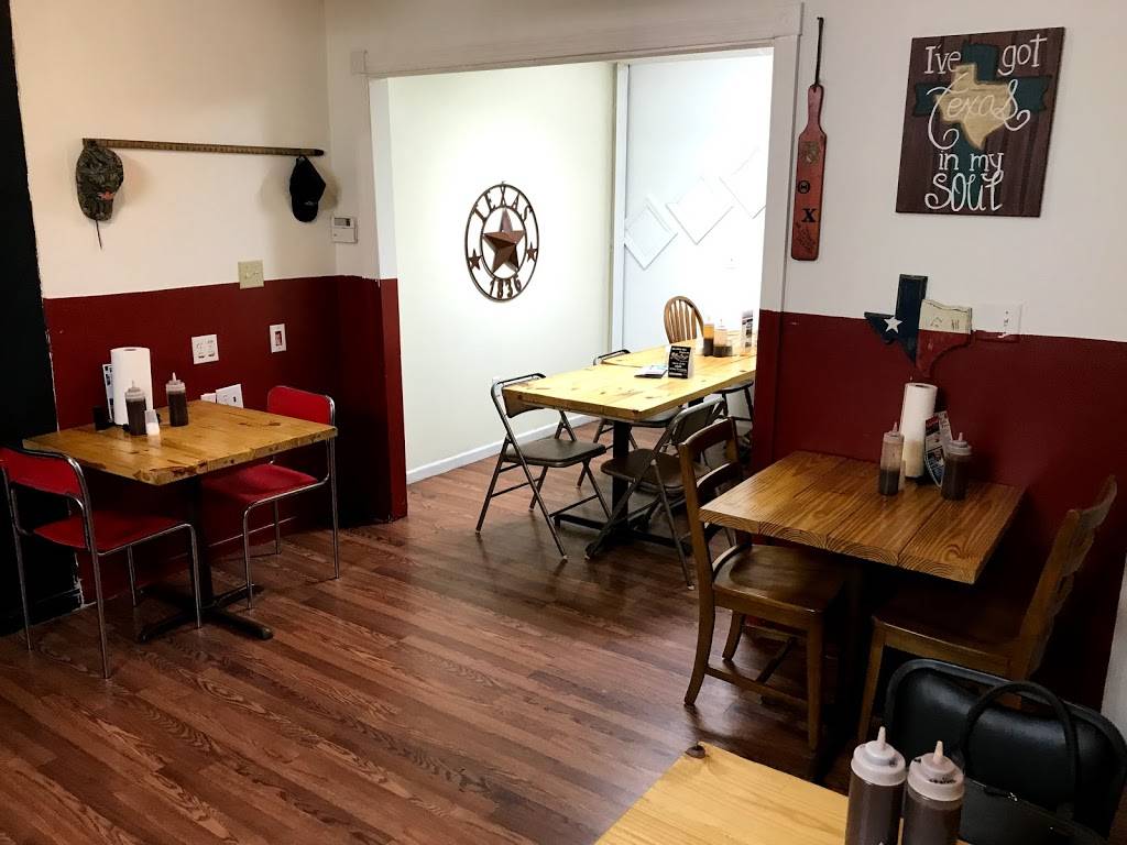 Straight From Texas Bar-B-Que | restaurant | 306 North St, Richmond, KY 40475, USA | 8596252147 OR +1 859-625-2147