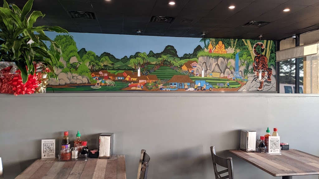 Pho Palace | restaurant | 1402 Shane Ln Suite #10, Bentonville, AR 72712, USA | 4795537403 OR +1 479-553-7403