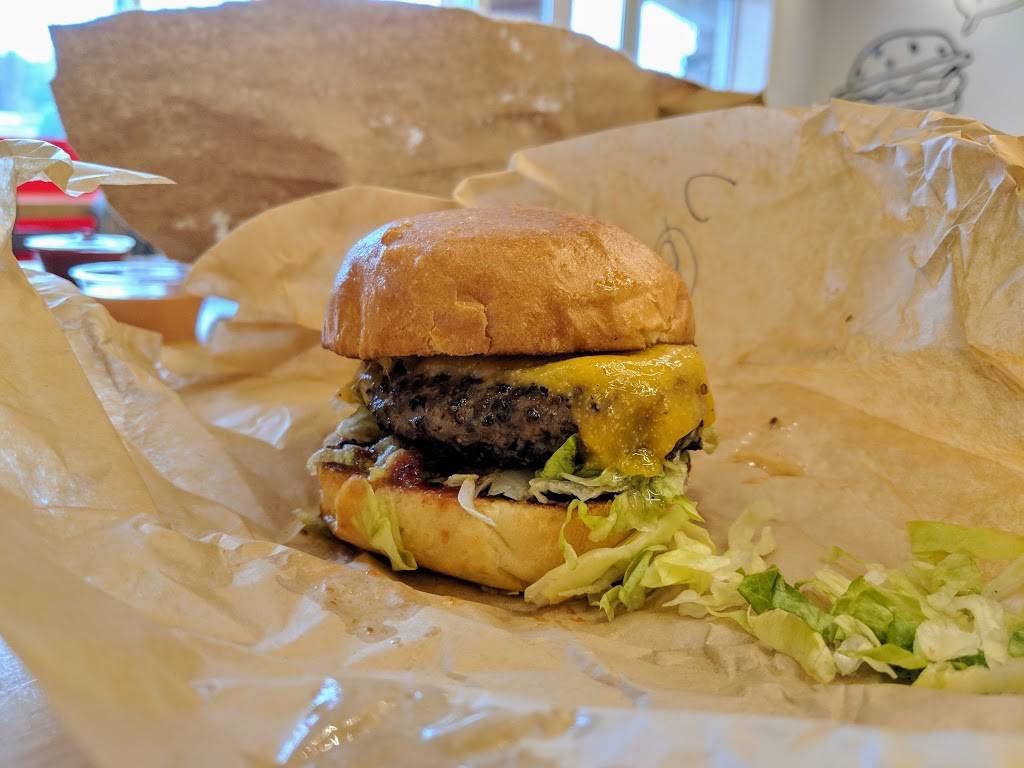 Little Big Burger - Progress Ridge | restaurant | 12345 SW Horizon Blvd #41, Beaverton, OR 97007, USA | 5033524918 OR +1 503-352-4918