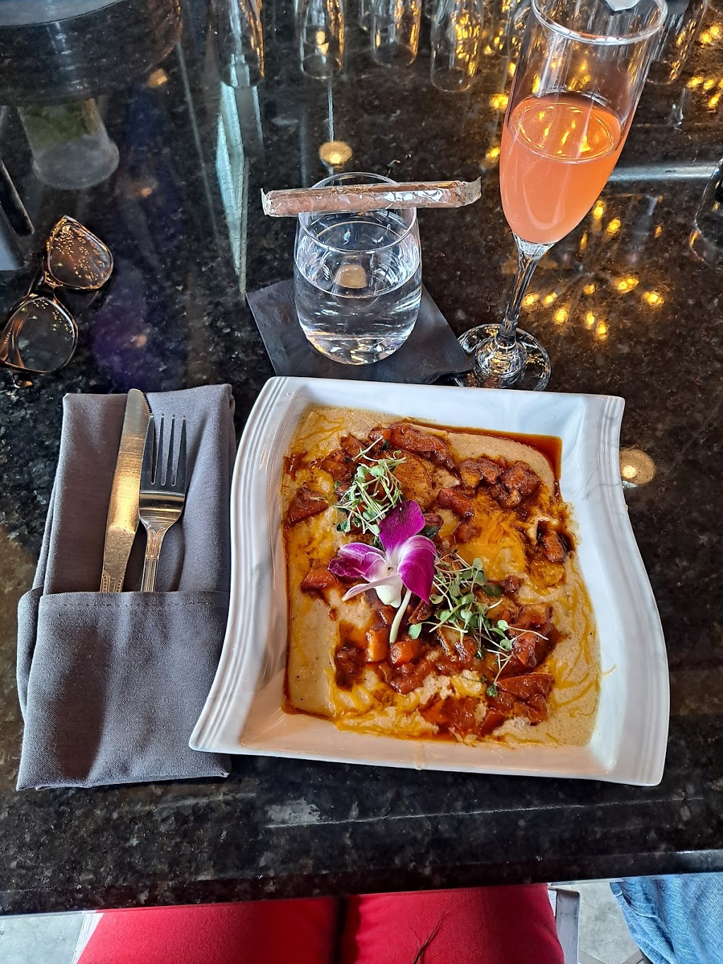 Rose Bar Tampa | restaurant | 122 S Howard Ave, Tampa, FL 33606, USA | 8134424434 OR +1 813-442-4434