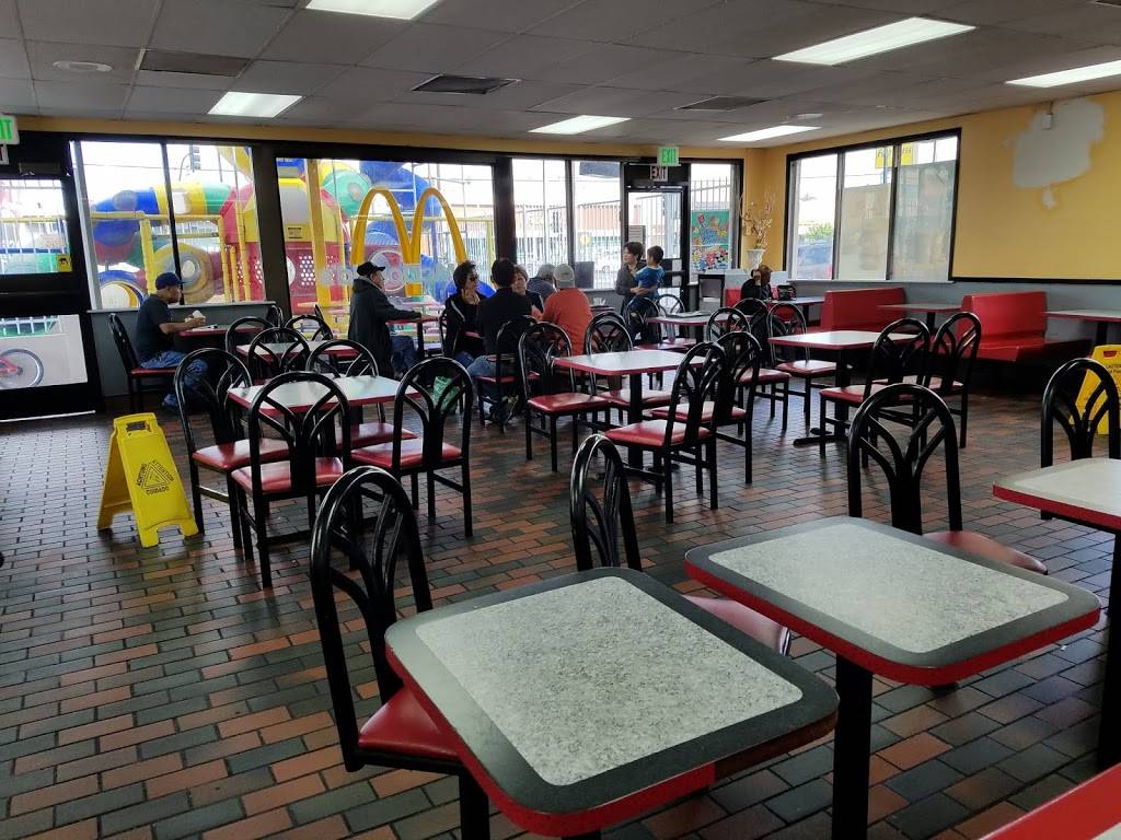 McDonalds | cafe | 1800 S Western Ave, Los Angeles, CA 90006, USA | 3237353767 OR +1 323-735-3767