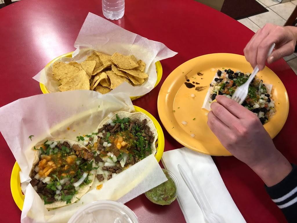 El Castillito | restaurant | 1111, 136 Church St, San Francisco, CA 94114, USA | 4156213428 OR +1 415-621-3428