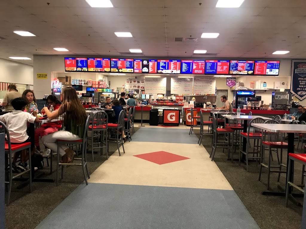 Ice Vault Arena | restaurant | 10 Nevins Rd, Wayne, NJ 07470, USA | 9736281500 OR +1 973-628-1500