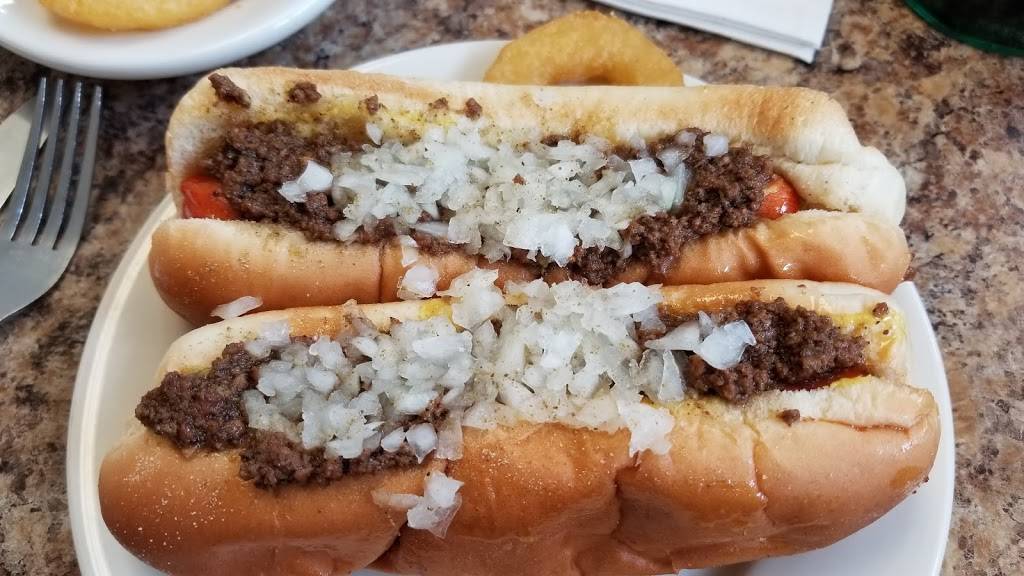 Wein-O-Rama | restaurant | 1009 Oaklawn Ave, Cranston, RI 02920, USA | 4019434990 OR +1 401-943-4990