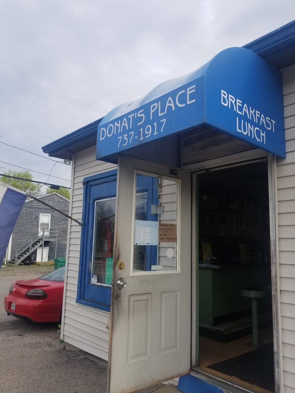 Donats Place | restaurant | 163 Kilvert St, Warwick, RI 02886, USA | 4017371719 OR +1 401-737-1719