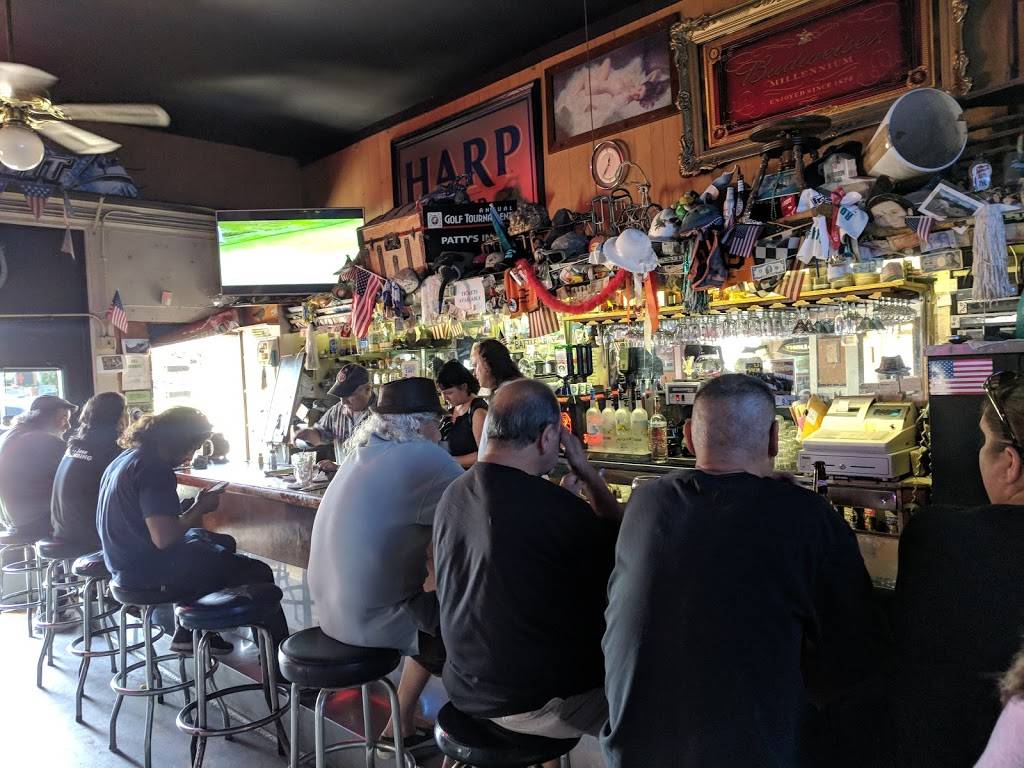 Pattys Inn | restaurant | 102 S Montgomery St, San Jose, CA 95110, USA | 4089984566 OR +1 408-998-4566