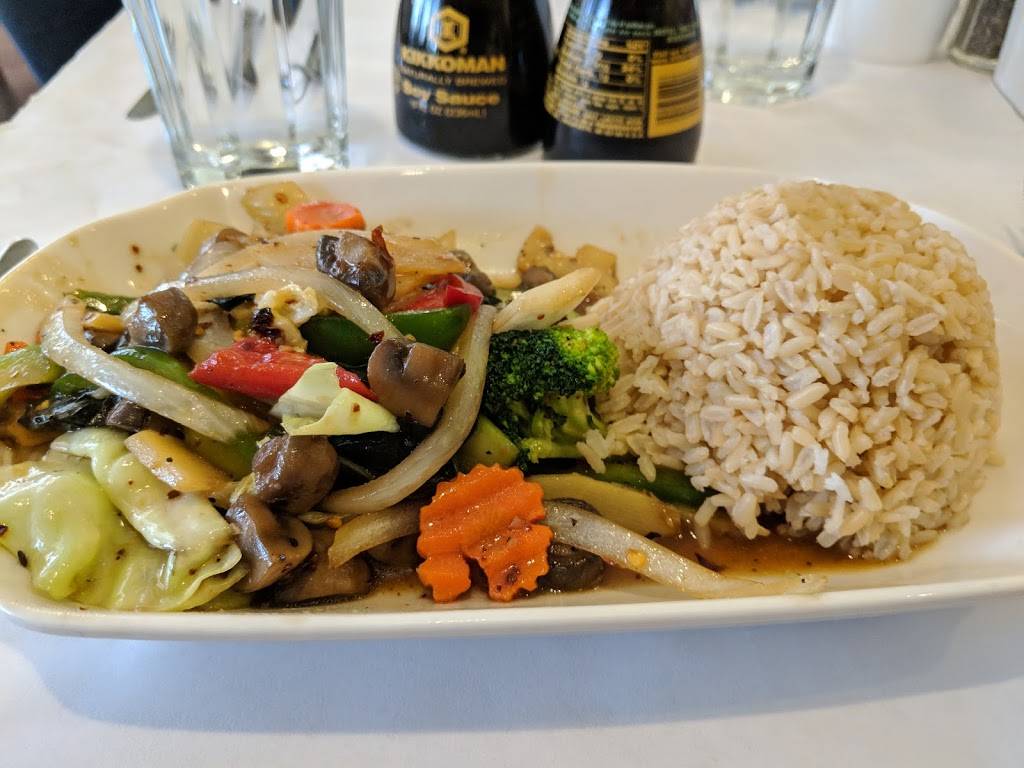 Lemongrass Sushi & Thai | restaurant | 7108 Hwy 70 S, Nashville, TN 37221, USA | 6156469500 OR +1 615-646-9500