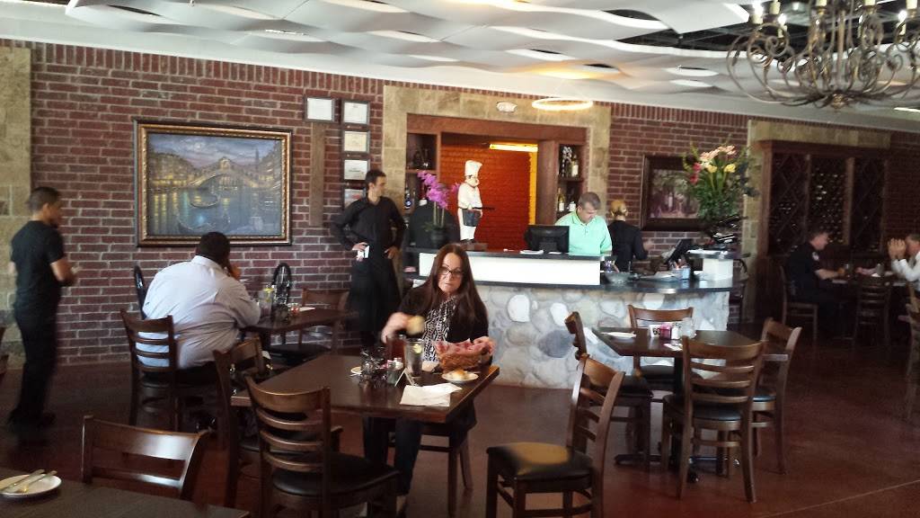 Italian Bistro | restaurant | 501 East Byron Nelson Blvd, Roanoke, TX 76262, USA | 8174919000 OR +1 817-491-9000