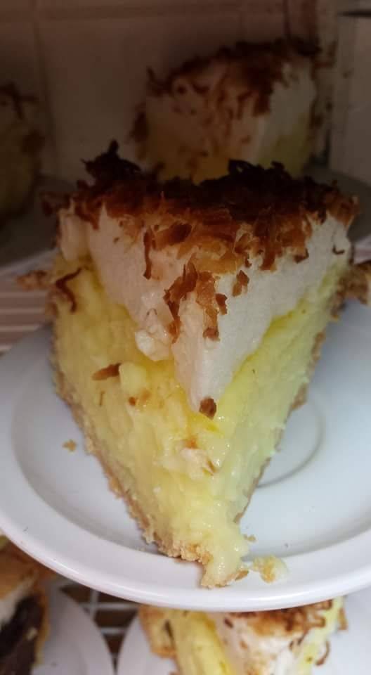 Ginas Place | restaurant | 2005 E Highland Dr #109, Jonesboro, AR 72401, USA | 8709103900 OR +1 870-910-3900