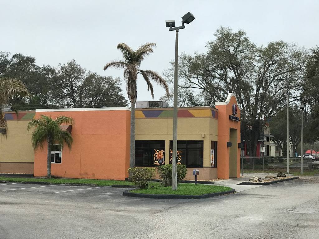 Taco Bell | meal takeaway | 2201 FL-60 E, Valrico, FL 33594, USA | 8136579726 OR +1 813-657-9726