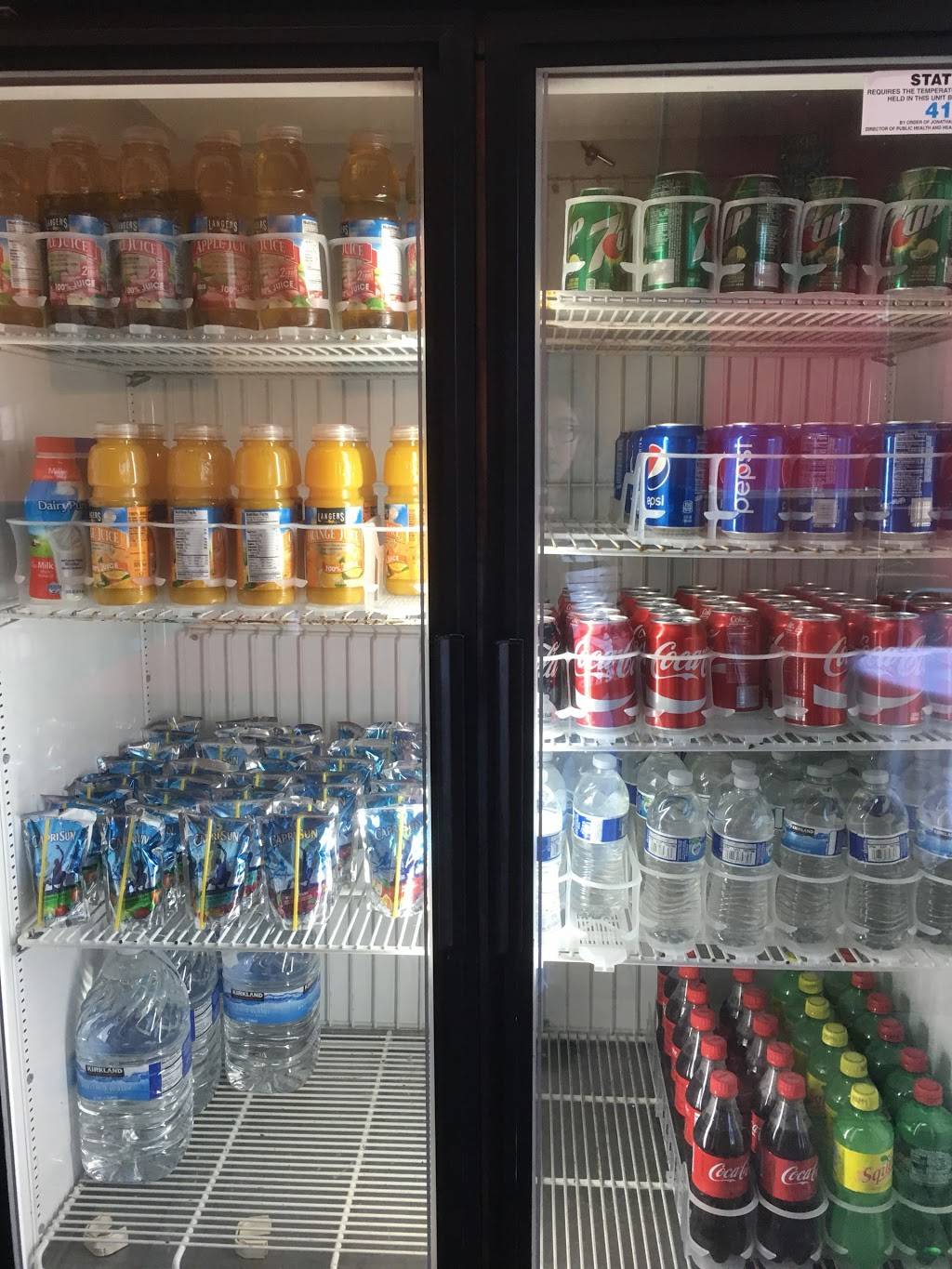 Lupitas Bakery & Restaurant | restaurant | 3806 S Western Ave, Los Angeles, CA 90062, USA | 3237337978 OR +1 323-733-7978