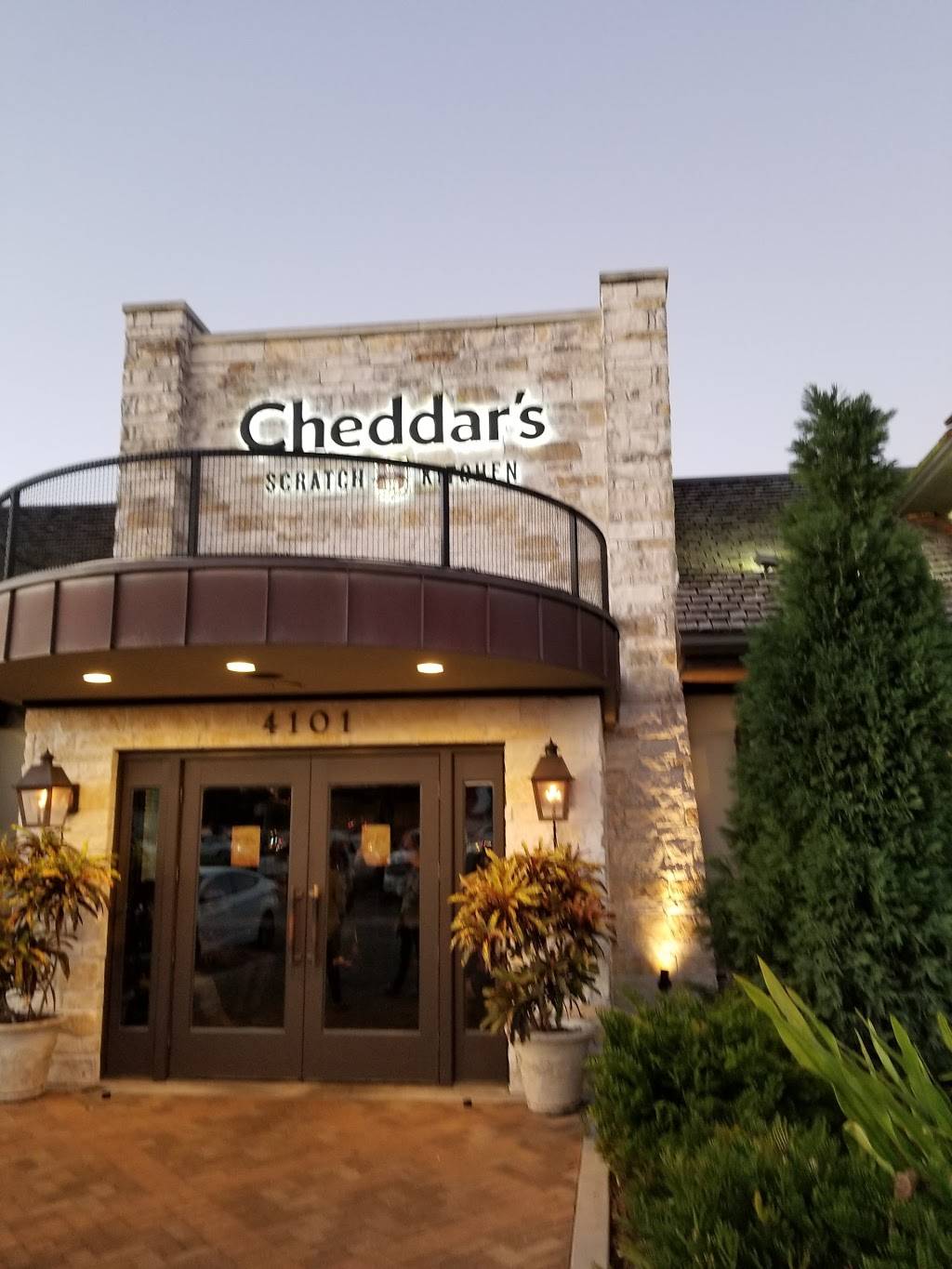 Cheddars Scratch Kitchen | restaurant | 4101 Park Blvd N, Pinellas Park, FL 33781, USA | 7275448518 OR +1 727-544-8518