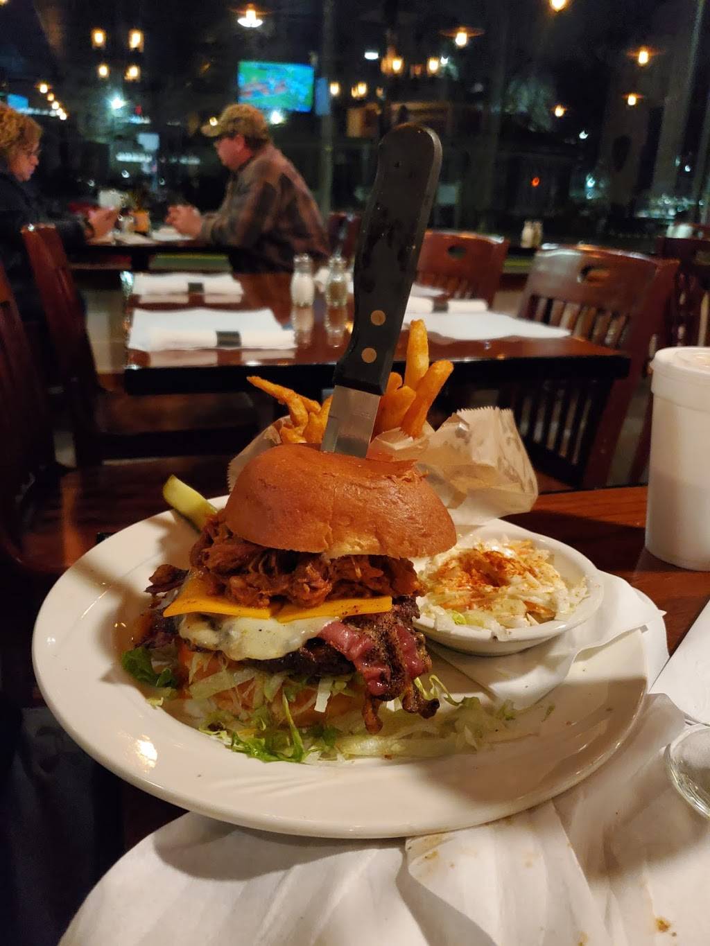 Penn Ave Pub | restaurant | 919 Pennsylvania Ave, Monaca, PA 15061, USA | 7247098790 OR +1 724-709-8790