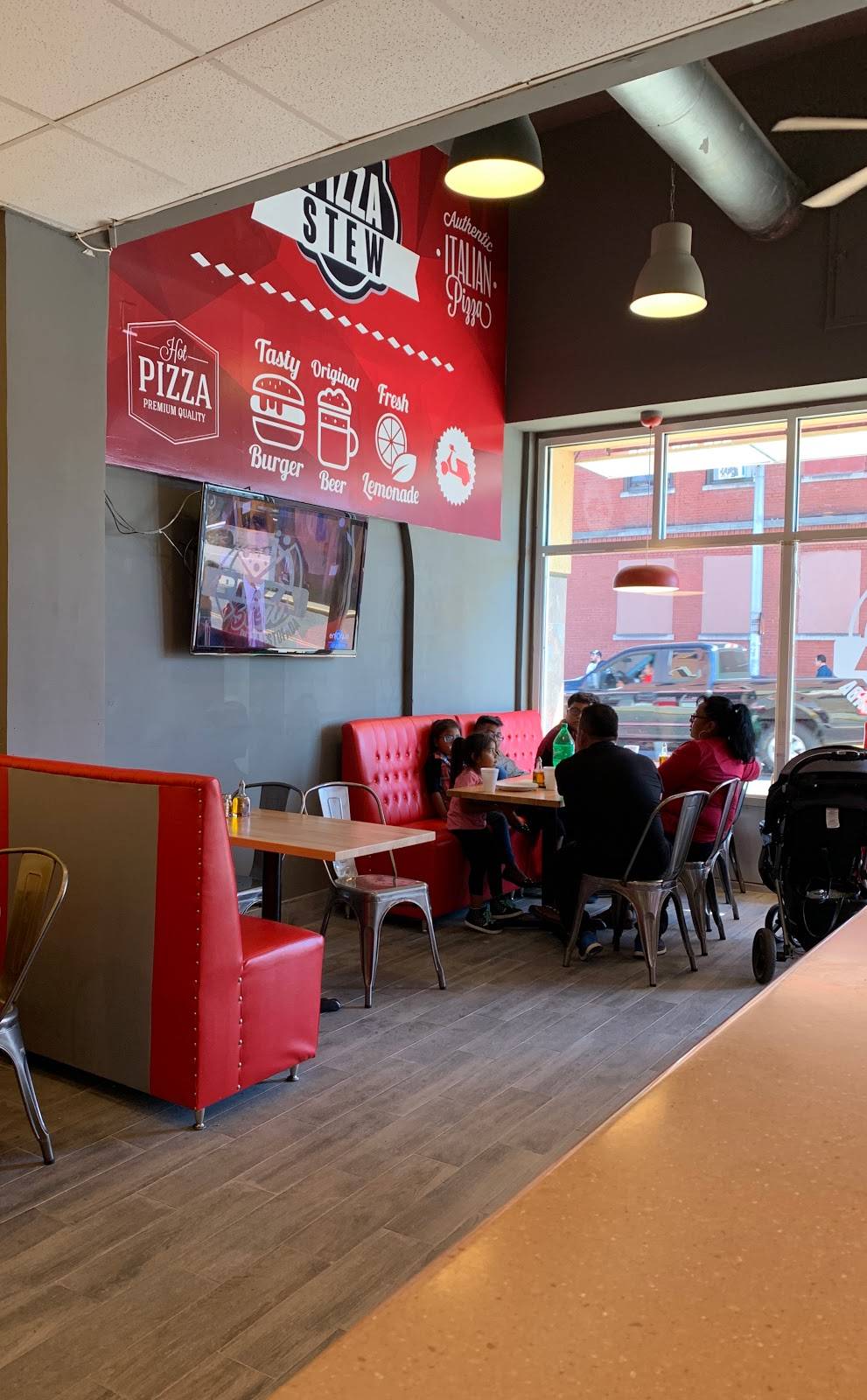 Pizza Stew | restaurant | 332 Monroe St, Passaic, NJ 07055, USA | 9732723332 OR +1 973-272-3332