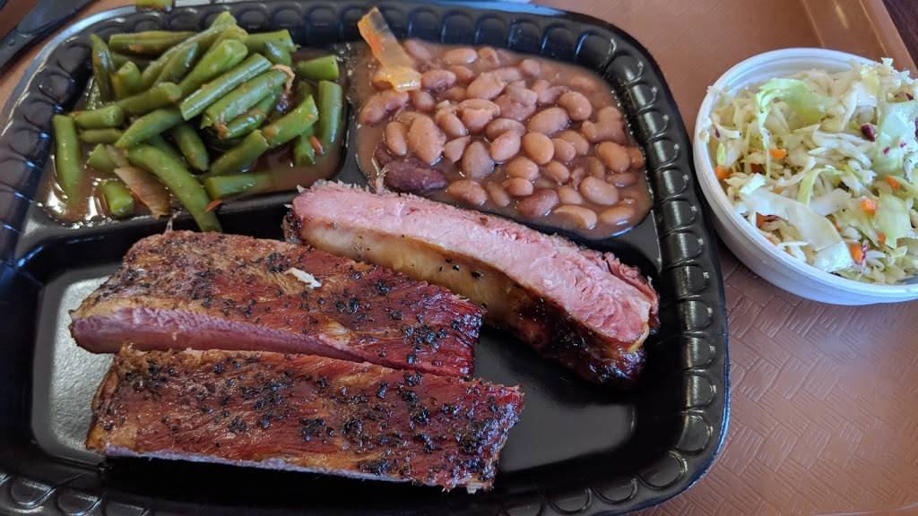 Bill Miller Bar-B-Q | restaurant | 1303 Vance Jackson Rd, San Antonio, TX 78201, USA | 2107333774 OR +1 210-733-3774