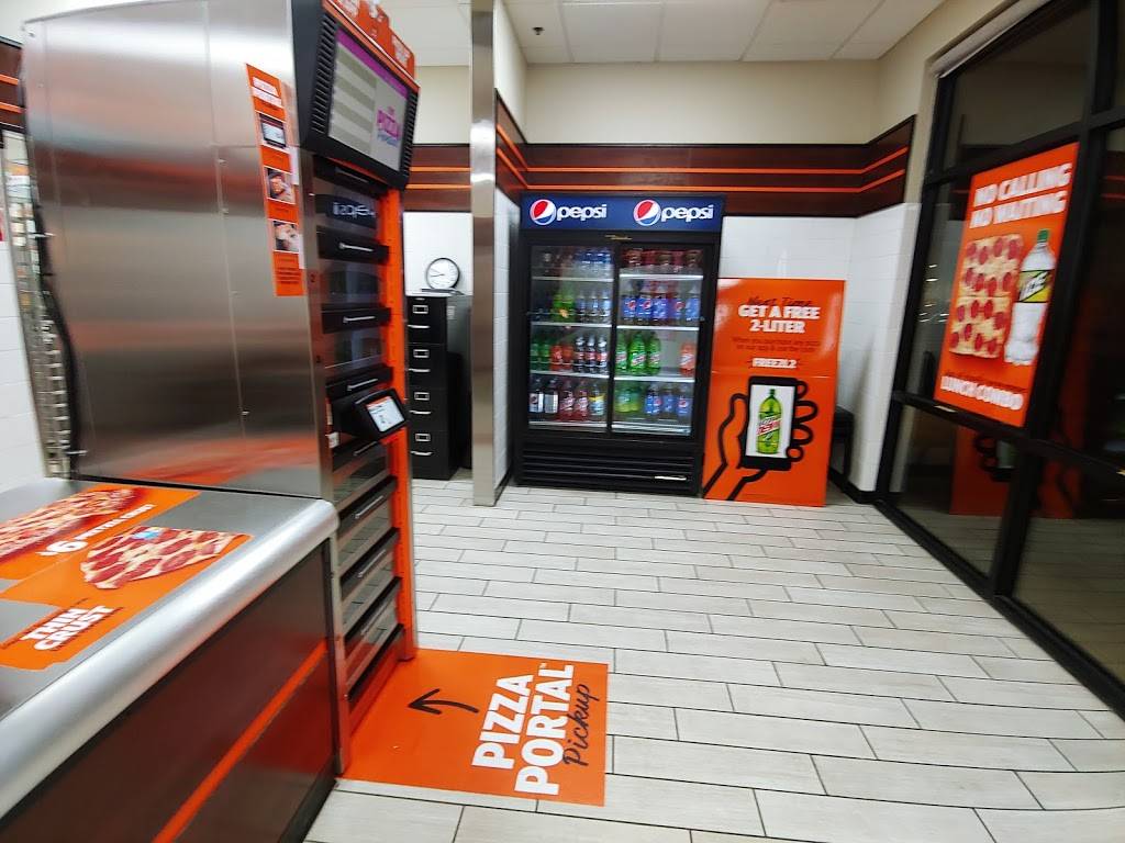 Little Caesars Pizza | meal takeaway | 3107 S Gilbert Rd, Gilbert, AZ 85296, USA | 4807222522 OR +1 480-722-2522