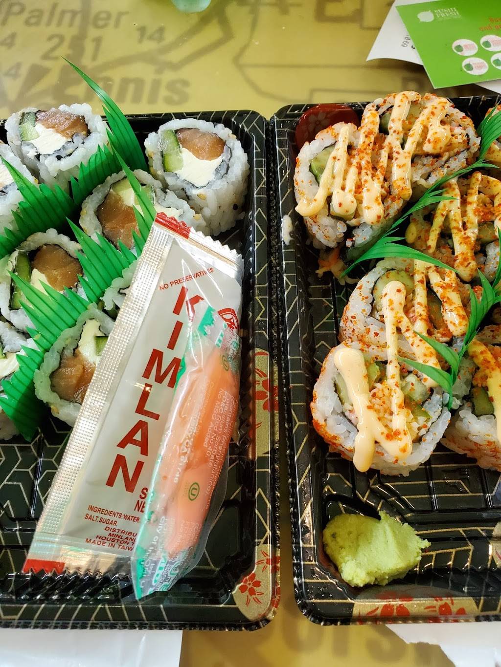 Sushi Fresh Memorial | restaurant | 303 Memorial City Way Space 5570, Houston, TX 77024, USA | 8328088352 OR +1 832-808-8352