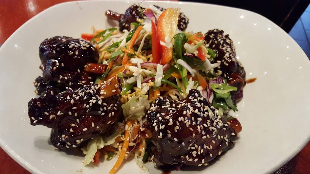 Stir Crazy Fresh Asian Grill | restaurant | 15795 W Bluemound Rd, Brookfield, WI 53005, USA | 2627863100 OR +1 262-786-3100