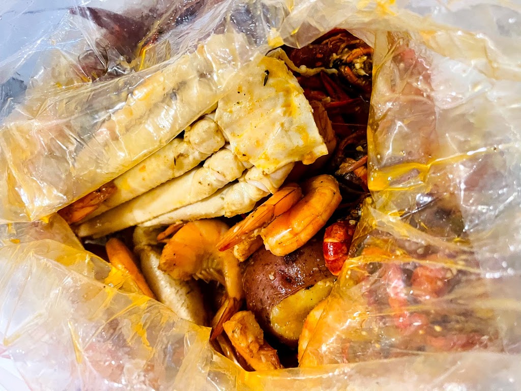 Fiery Crab | restaurant | 339 W Prien Lake Rd #400, Lake Charles, LA 70601, USA | 3375646500 OR +1 337-564-6500