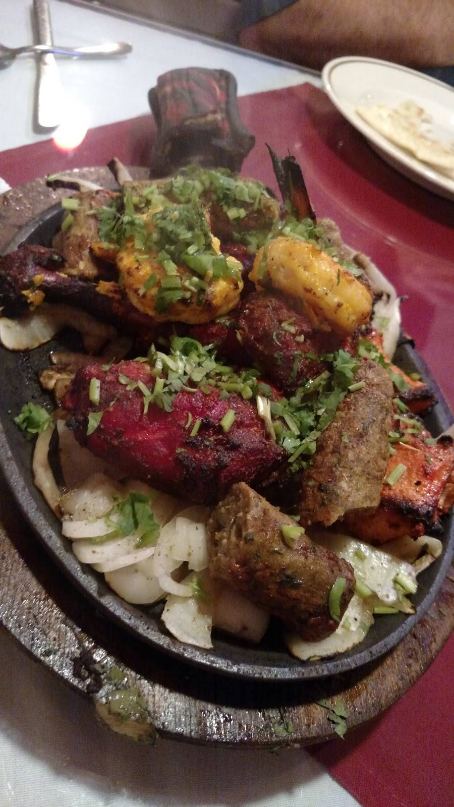 Haveli Indian Cuisine | restaurant | 943 25th Ave, Coralville, IA 52241, USA | 3193591744 OR +1 319-359-1744