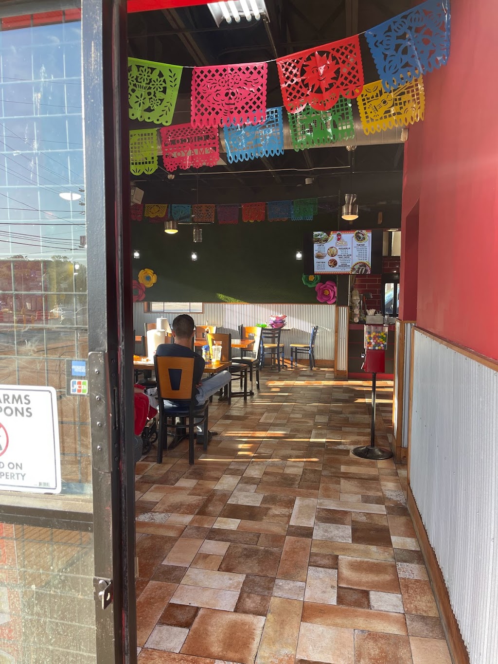 AL CHILE TAQUERIA | restaurant | 3806 S Polk St, Dallas, TX 75224, USA | 2146471441 OR +1 214-647-1441