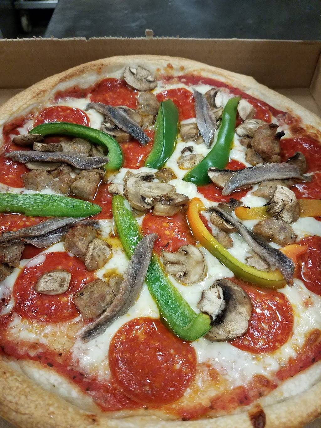 Mike and Gels Pizza | restaurant | 3003 W Shore Rd, Warwick, RI 02886, USA | 4017374445 OR +1 401-737-4445