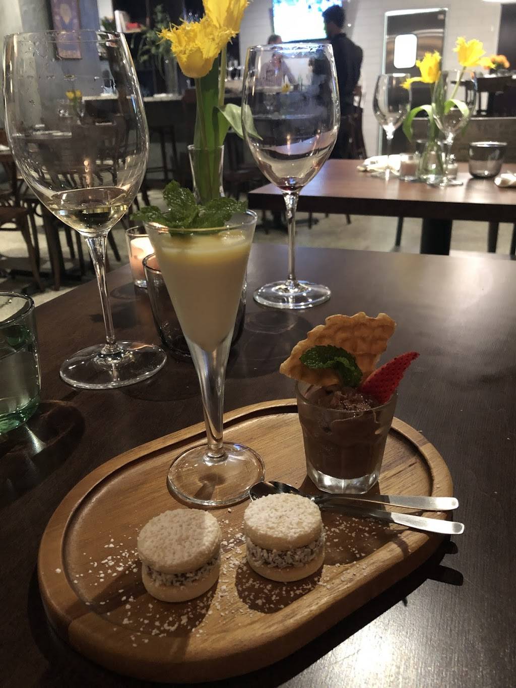 Mina Ristorante | restaurant | 3641 W Alabama St, Houston, TX 77027, USA | 8329402126 OR +1 832-940-2126