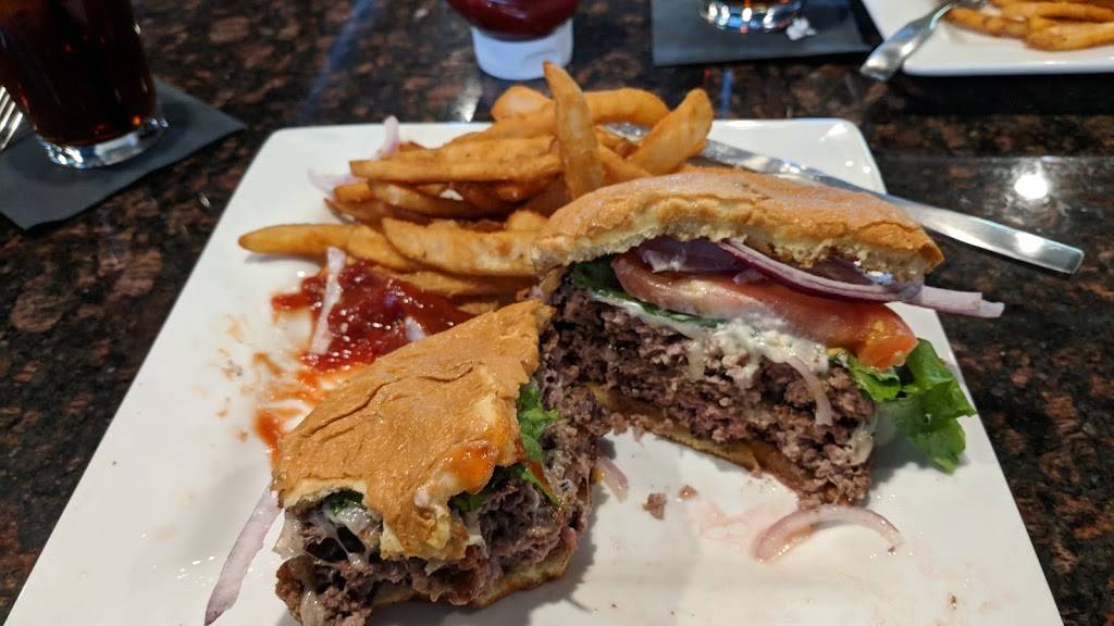 Black Rock Bar & Grill | restaurant | 2740 W 75th St, Naperville, IL 60564, USA | 6304458648 OR +1 630-445-8648