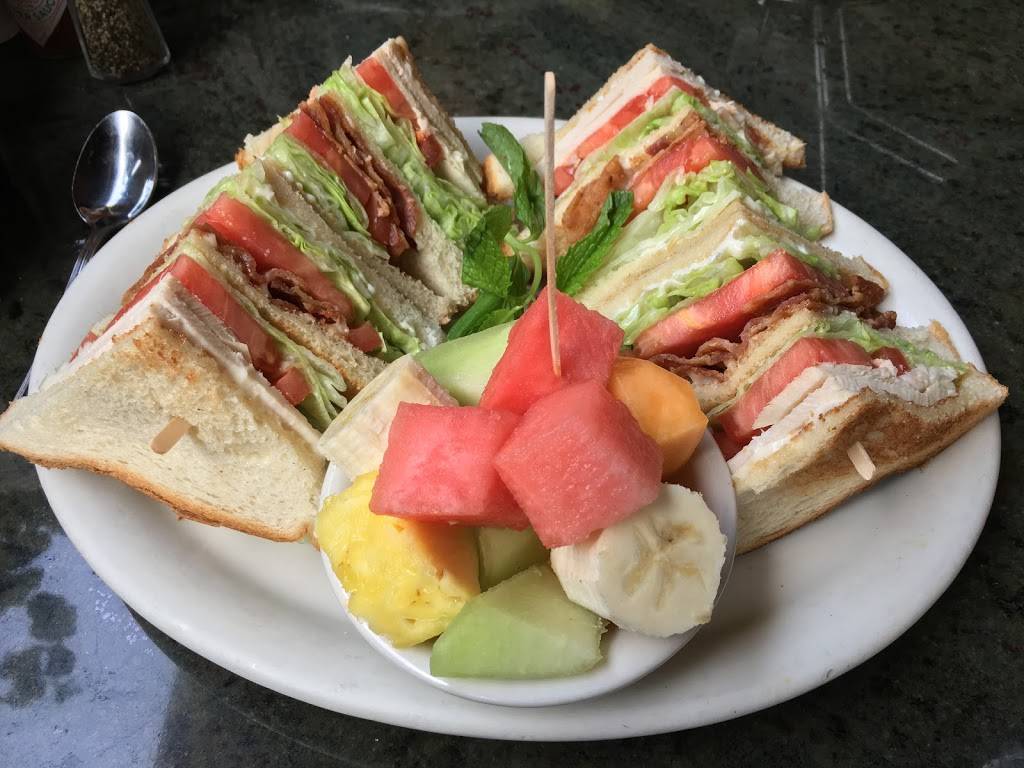 Foxy’s Restaurant | restaurant | 206 W Colorado St, Glendale, CA 91204, USA | 8182460244 OR +1 818-246-0244