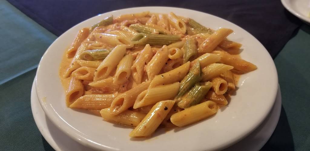 Bagheris Restaurant | restaurant | 1125 E University Dr #105, Denton, TX 76209, USA | 9403824442 OR +1 940-382-4442