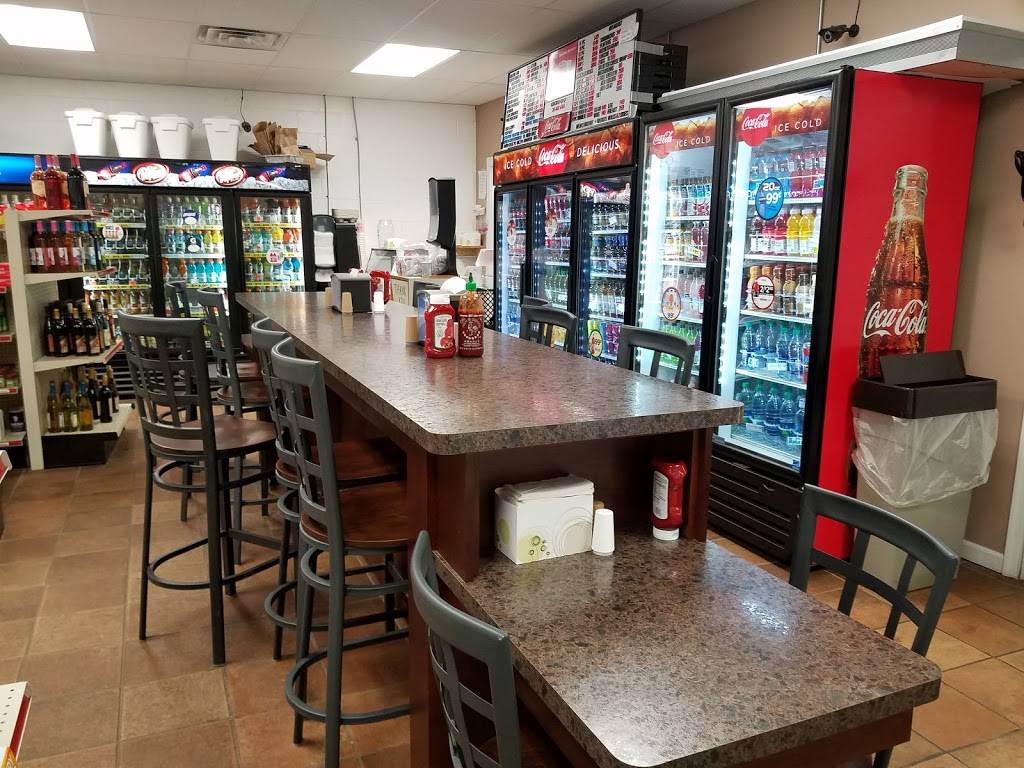 Chicken Coop Restaurant | restaurant | 40 Front St, Lovingston, VA 22949, USA | 4342637818 OR +1 434-263-7818