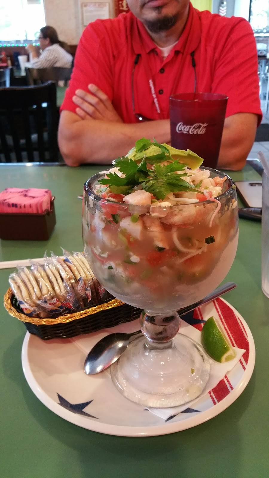 Golden Seafood Restaurant | restaurant | 903 S 75th St, Houston, TX 77023, USA | 7139238790 OR +1 713-923-8790