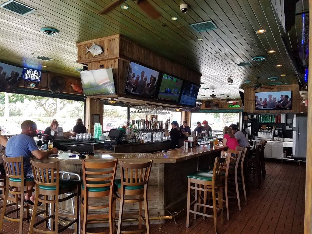 Millers Ale House - Miami Falls | restaurant | 13603 S Dixie Hwy, Palmetto Bay, FL 33176, USA | 3052598844 OR +1 305-259-8844