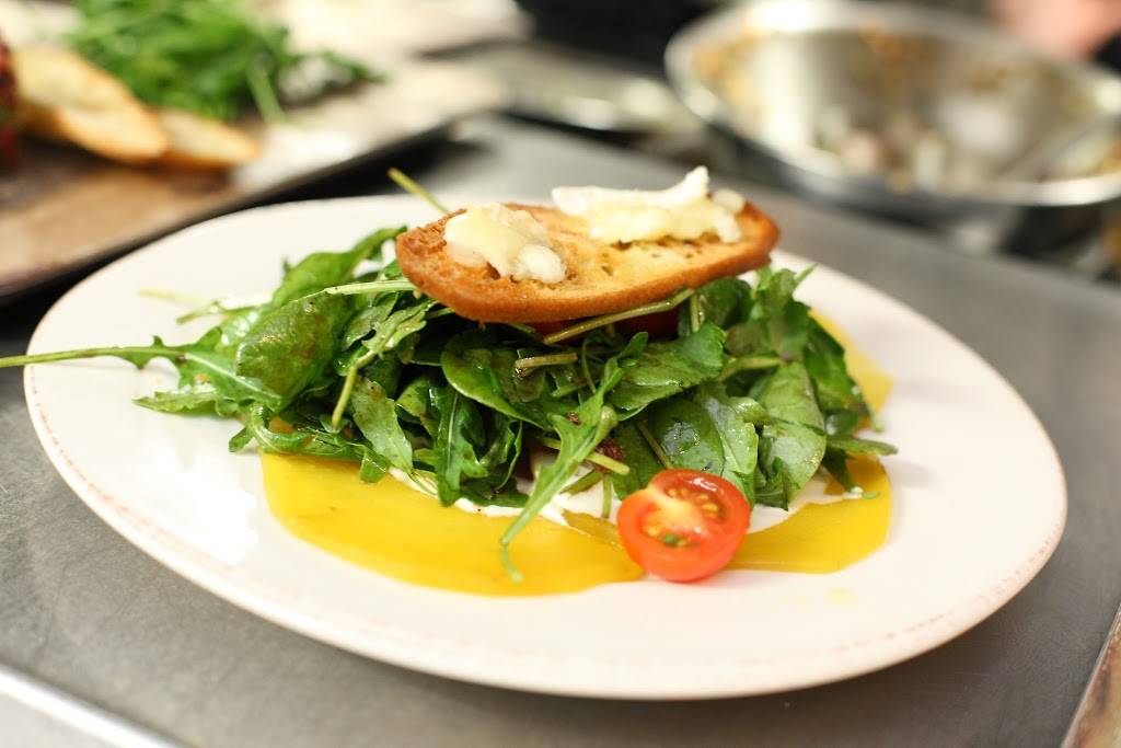 SHAKER Cuisine & Mixologie | restaurant | 8000 Boulevard Henri-Bourassa #400, Québec, QC G1G 4C7, Canada | 4186238889 OR +1 418-623-8889