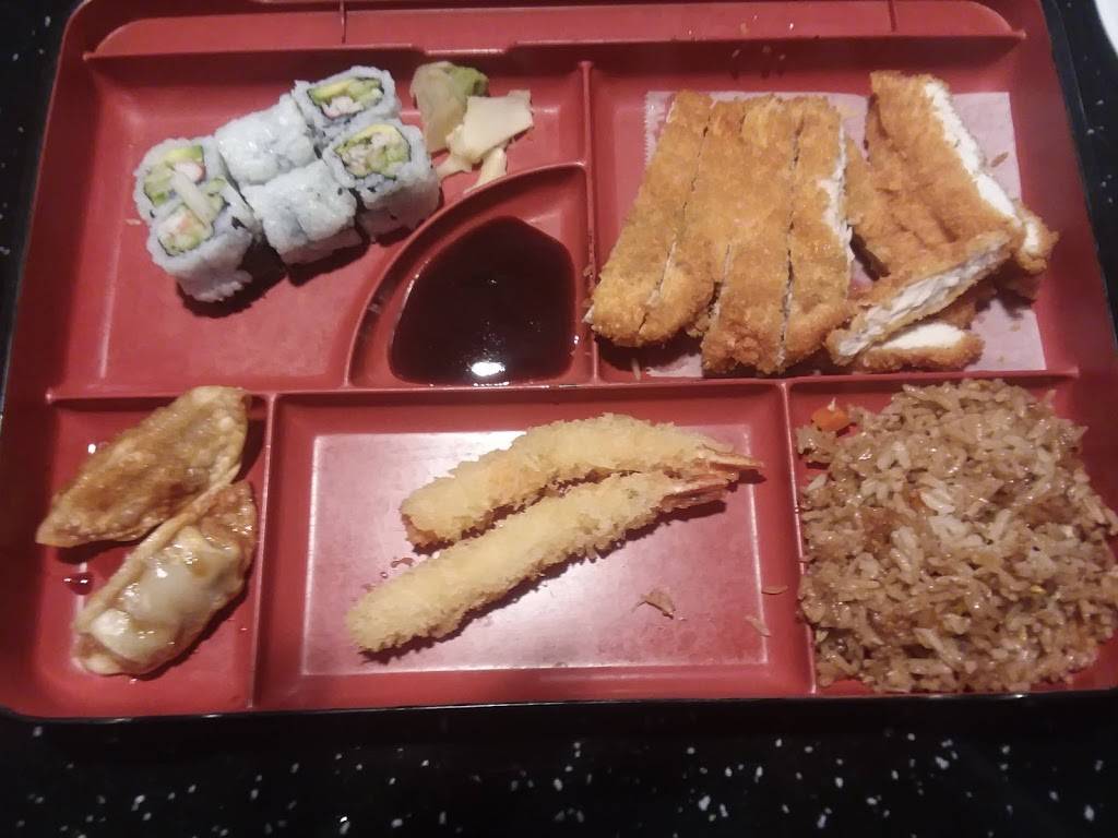 Three Pandas | restaurant | 2609D N Broadway St, Pittsburg, KS 66762, USA | 6204045088 OR +1 620-404-5088