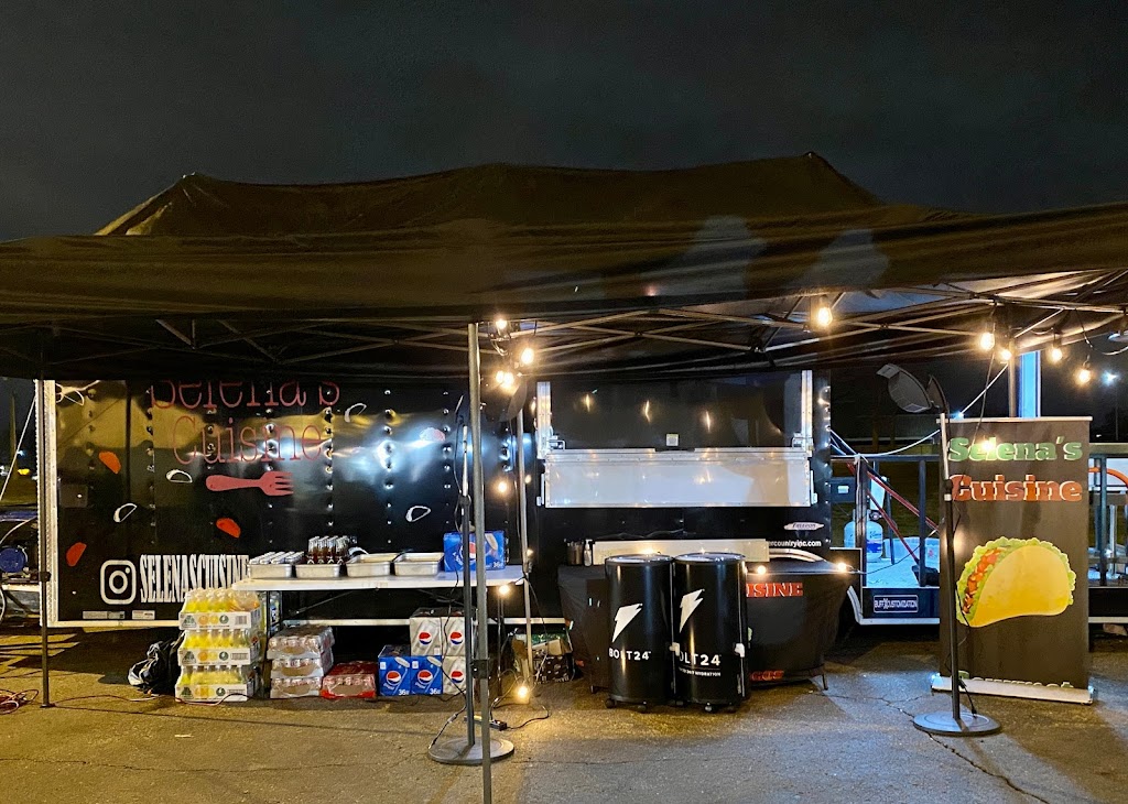 Selena’s Cuisine | restaurant | 1801 N Beech Daly Rd, Dearborn Heights, MI 48127, USA | 3138858881 OR +1 313-885-8881