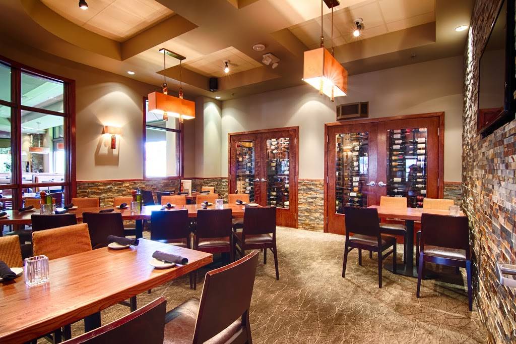 Travinia Italian Kitchen & Wine Bar Morrisville | restaurant | Park West Village, 1301 Market Center Dr, Morrisville, NC 27560, USA | 9194671718 OR +1 919-467-1718