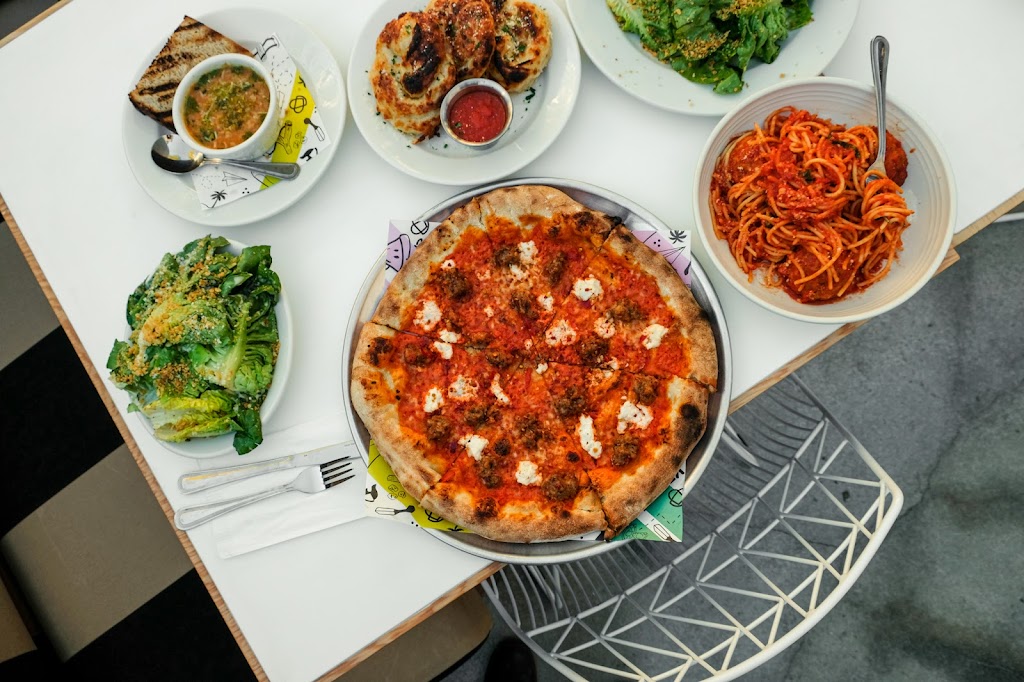 Pitfire Pizza | restaurant | 6250 CA-27 ste 1550, Woodland Hills, CA 91367, USA | 8189064507 OR +1 818-906-4507