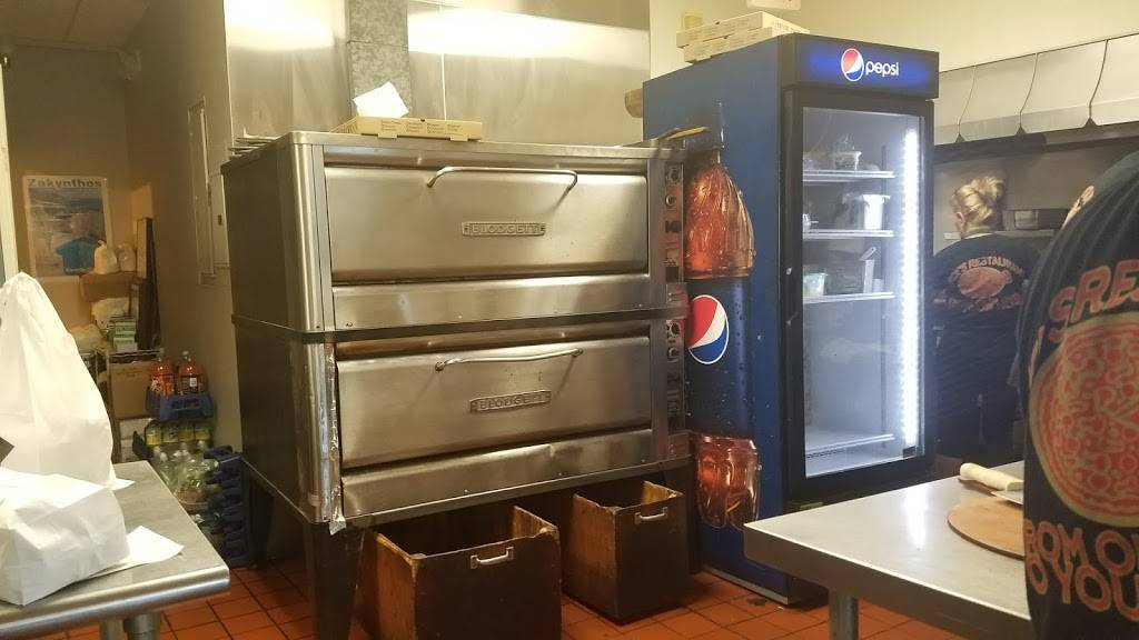 Norfolk Town Pizza | restaurant | 158 Main St, Norfolk, MA 02056, USA | 5085285355 OR +1 508-528-5355