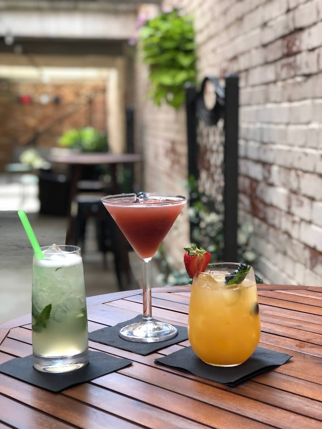 The Woody on Main | night club | 1649 Main St, Columbia, SC 29201, USA | 8036083384 OR +1 803-608-3384