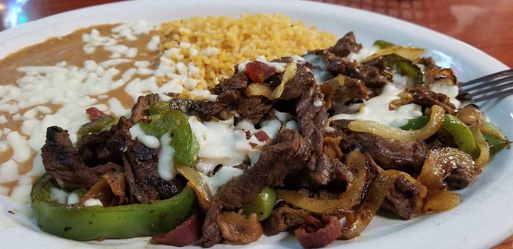 El Molcajetes | restaurant | 901 10th St E, Palmetto, FL 34221, USA | 9417231333 OR +1 941-723-1333