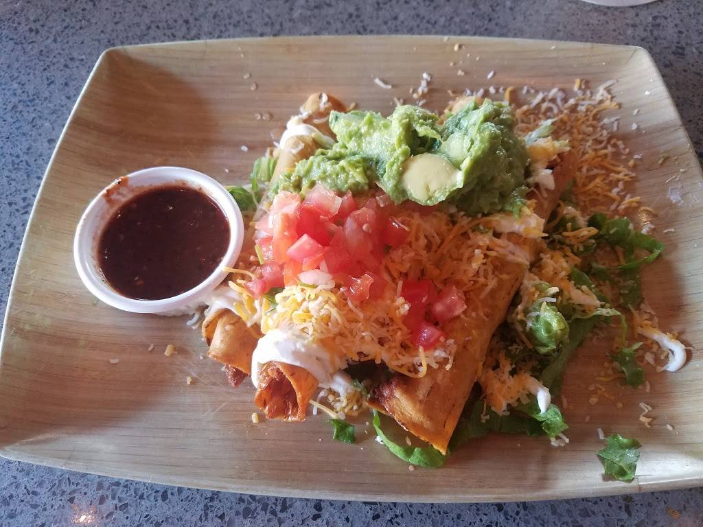 DosToros | restaurant | 221 Main St, Huntington Beach, CA 92648, USA | 7145363194 OR +1 714-536-3194