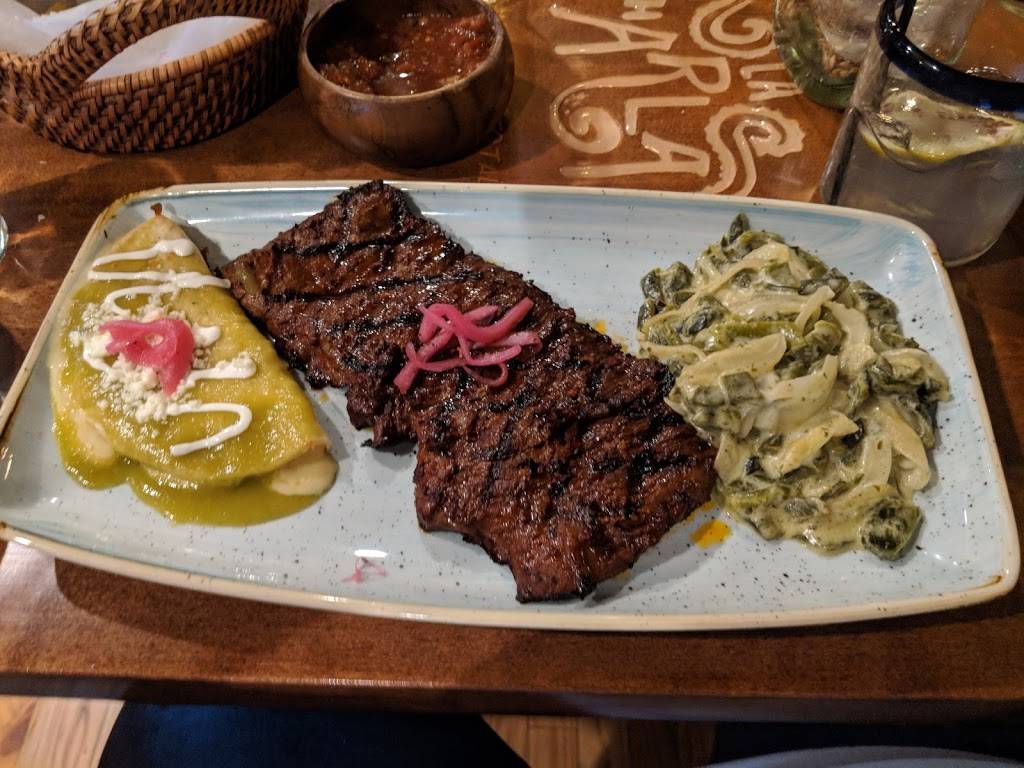 La Charla Mexican Restaurant | restaurant | 1526, 127 Main St, New Paltz, NY 12561, USA | 8456338276 OR +1 845-633-8276