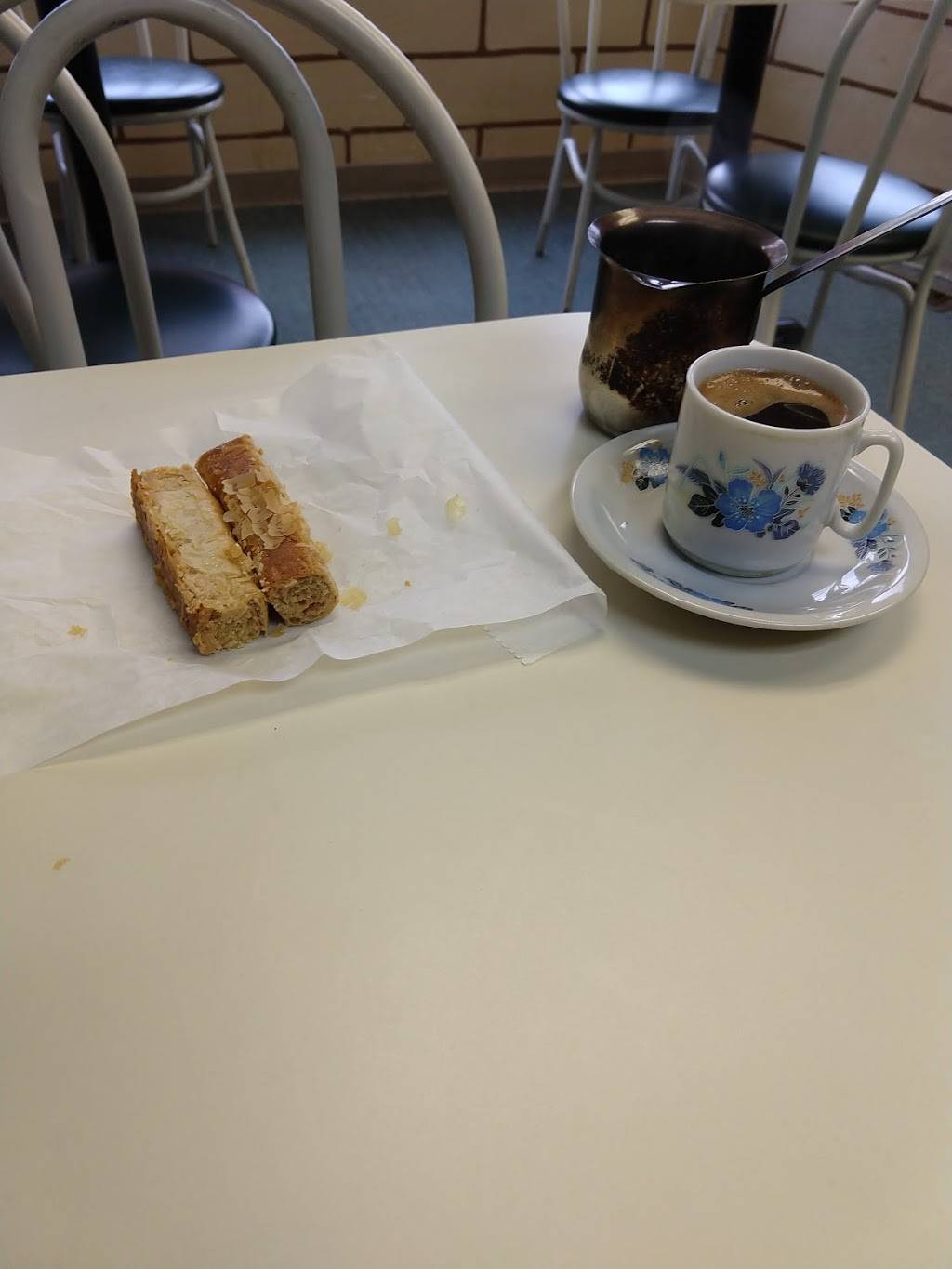 Salims Middle Eastern Food | restaurant | 4705 Centre Ave, Pittsburgh, PA 15213, USA | 4126218110 OR +1 412-621-8110