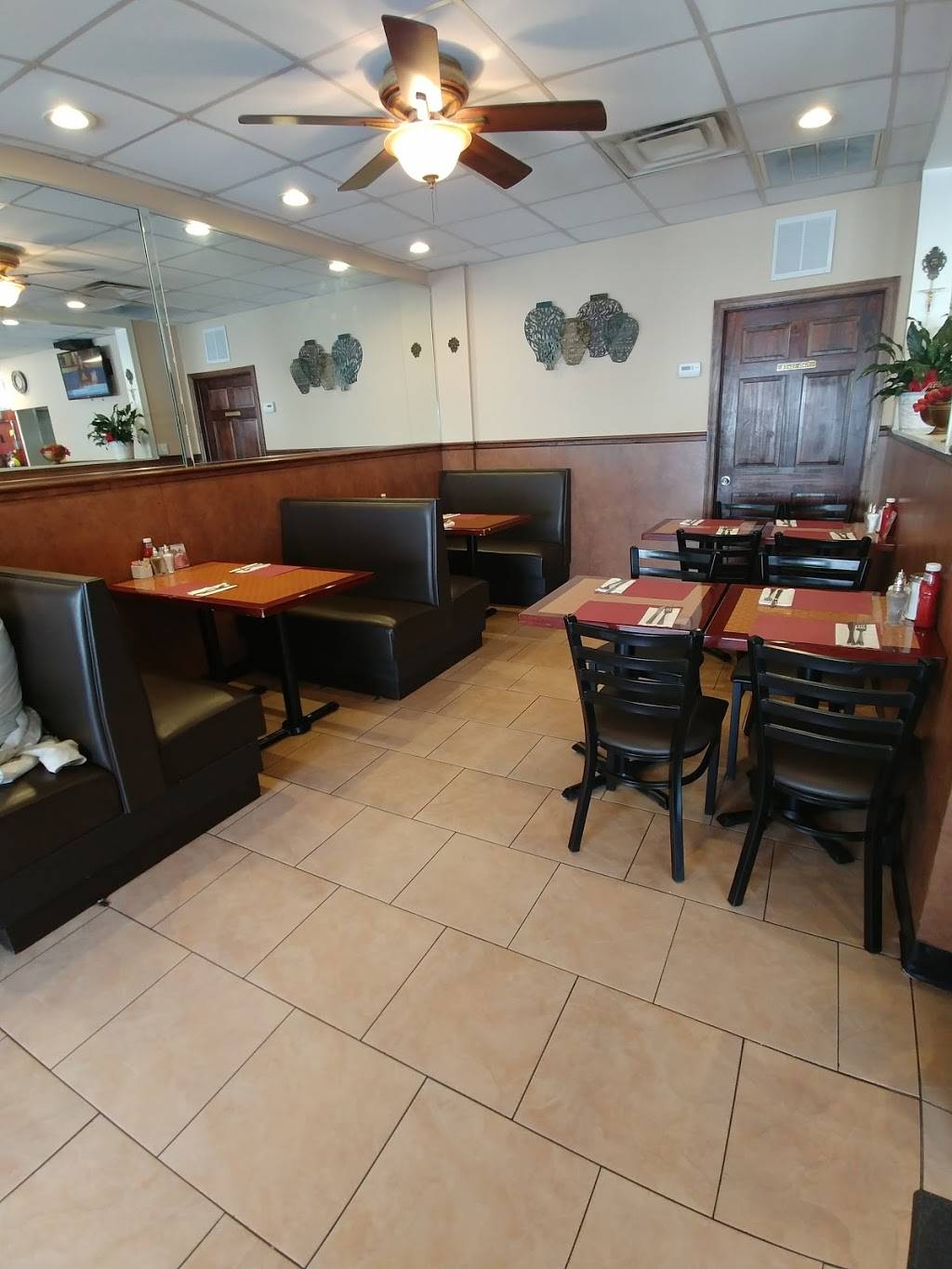 How Greek It Is Too! | restaurant | 1734 Victory Blvd, Staten Island, NY 10314, USA | 7187204900 OR +1 718-720-4900